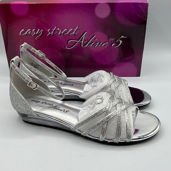 East Street Tarrah Silver 7.5 - Picture 2 of 6